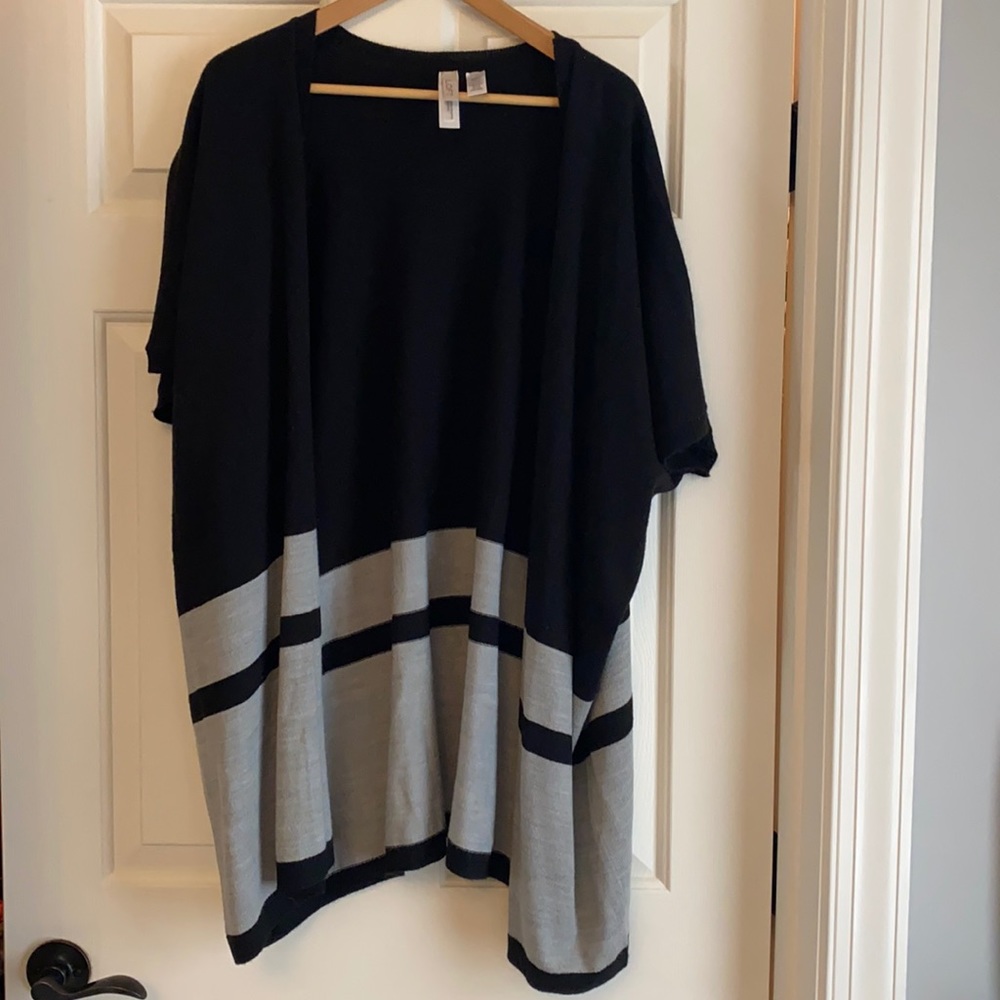 Loft open poncho